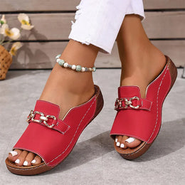 KissICON Plus Size Metal Chain Decor Wedge Sandals Women