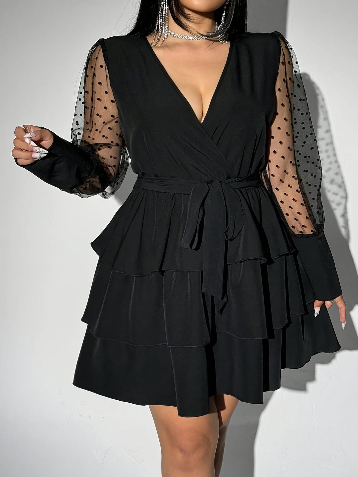 jkthpu-45 Plus Size - Plus Size - Elegant Plus Size V-Neck Lace Dress with Ruffled Hem - Long Sleeve, Black & White Contrast, Non-Stretch Fabric, Tie Waist Detail, All-Season Versatile Women'S Dress for Casual or Formal Occasions, Formal Evening Wear | Vneck Dress