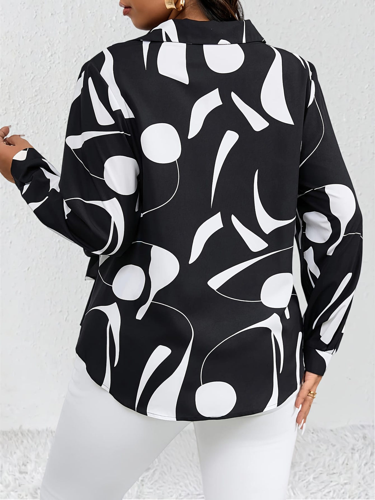 KissICON Plus Size - Plus Size Women'S Casual Shirt - Black & White Geometric Pattern, Long Sleeve, Button-Up with Tie Waist, Lightweight Non-Stretch Fabric, All-Season Versatile Top for Casual Attire, Versatile Fashion | Geometric Pa