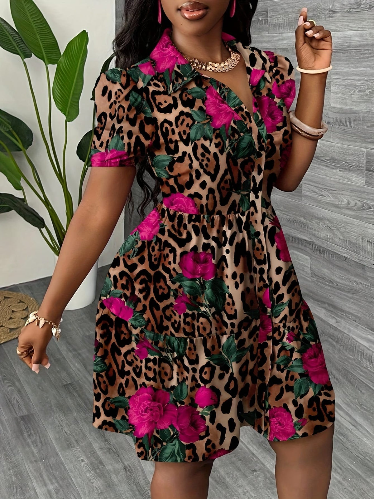 jkthpu-45 Plus Size - Plus Size Women'S Floral Print Casual Dress - Elegant Rose & Leopard Print, Short Sleeve, Mid-Length, Perfect for Summer and Vacation, Vacation Attire | Floral Print Dress | Nonstretch Fabric