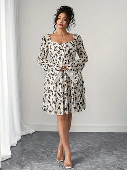 jkthpu-45 Plus Size - Plus Size Women'S Floral Print Mini Dress - Elegant Bell Sleeves, Tie-Back Detail, Slim Fit, Casual Summer Dress with V-Neck and Long Sleeves for Vacation or Casual Attire, Vacation Dress | Floral Print Dress | Glossy Fabric
