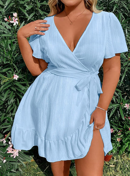 jkthpu-45 Plus Size, Plus Size Women's Light Blue V-Neck Short Sleeve Dress with Cross-Over Back & Ruffled Hem - A-Line Beach Vacation Dress in Soft Blue, Machine Washable Resort Wear for Poolside, Casual & Semi-Formal Events