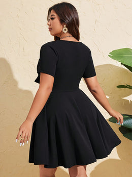 jkthpu-45 Plus Size, Plus Size Women's Summer Sexy Front Tie Short Sleeve Bodycon Mini Dress, Evening Wear, Summer Party Dress, Vneck Design, Bodycon Fit, Stretchy Fabric, Machine Washable, Trendy Outfit, Fitted Dress, Stylish Women, Curvy Women