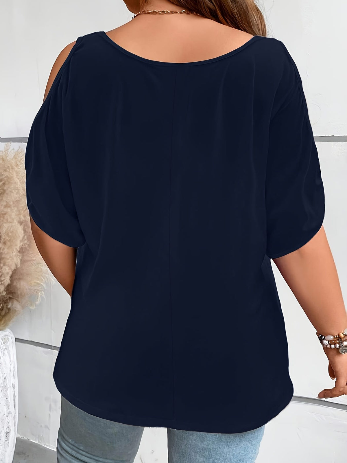 KissICON Plus Size Solid Cold Shoulder Women's Casual Crew Neck Short Sleeve T-Shirt