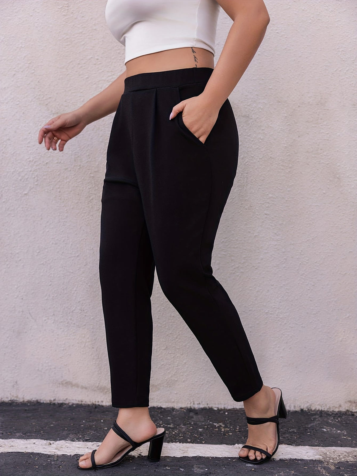jkthpu-45 Plus Size Solid Pleated Tapered Pants - Stylish