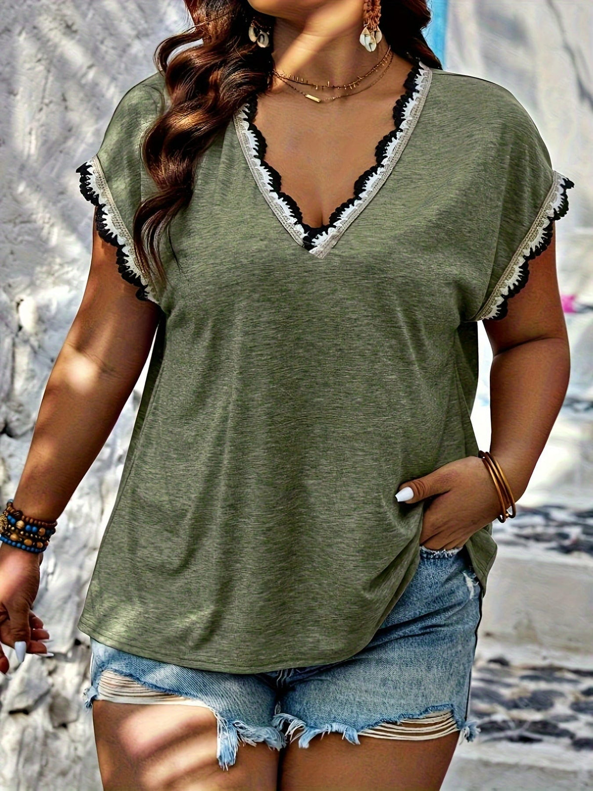 KissICON Plus Size, Spring-Summer Plus Size Contrast Lace Trim T-Shirt Top