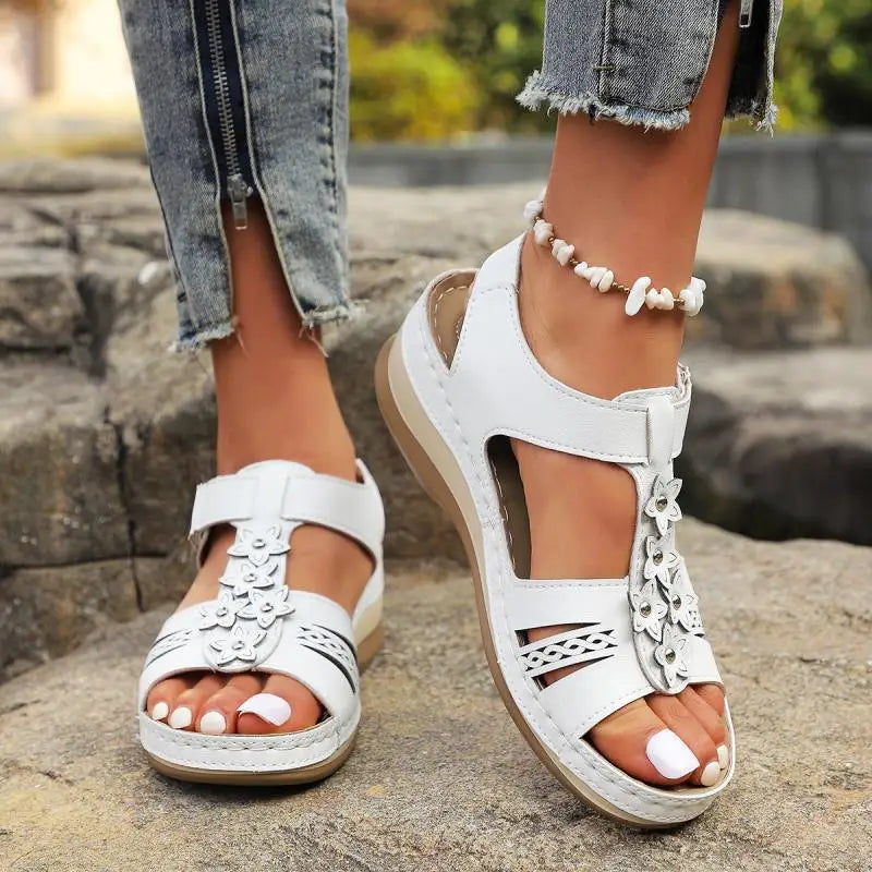 KissICON Plus Size Star Decor Wedges Sandals Women 2025