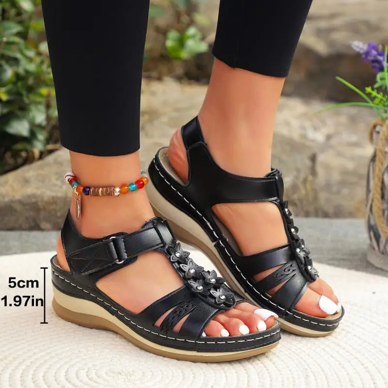 KissICON Plus Size Star Decor Wedges Sandals Women 2025