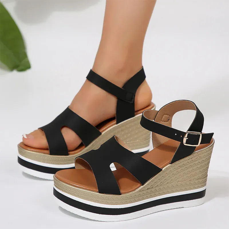 KissICON Plus Size Thick Sole Chunky Platform Shoes Ankle