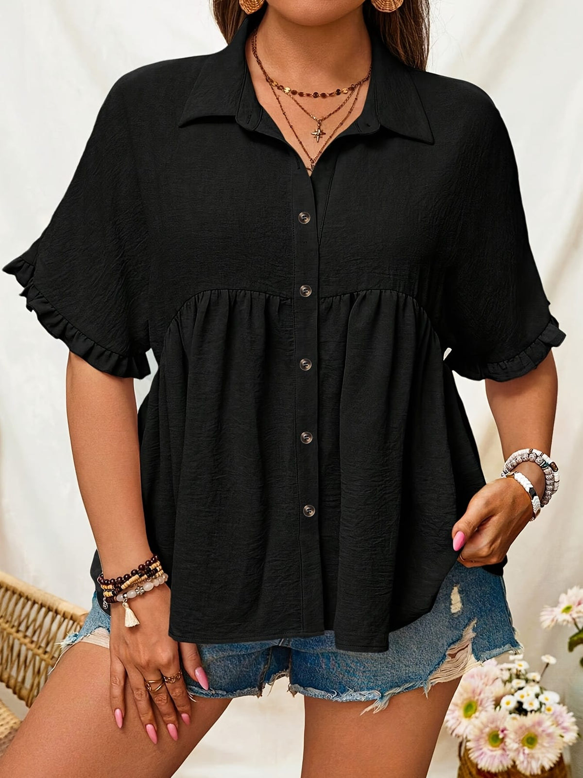KissICON Plus Size Women'S Button-Up Shirt, Stylish Short-Sleeve Collared Top for Summer Office Wear.