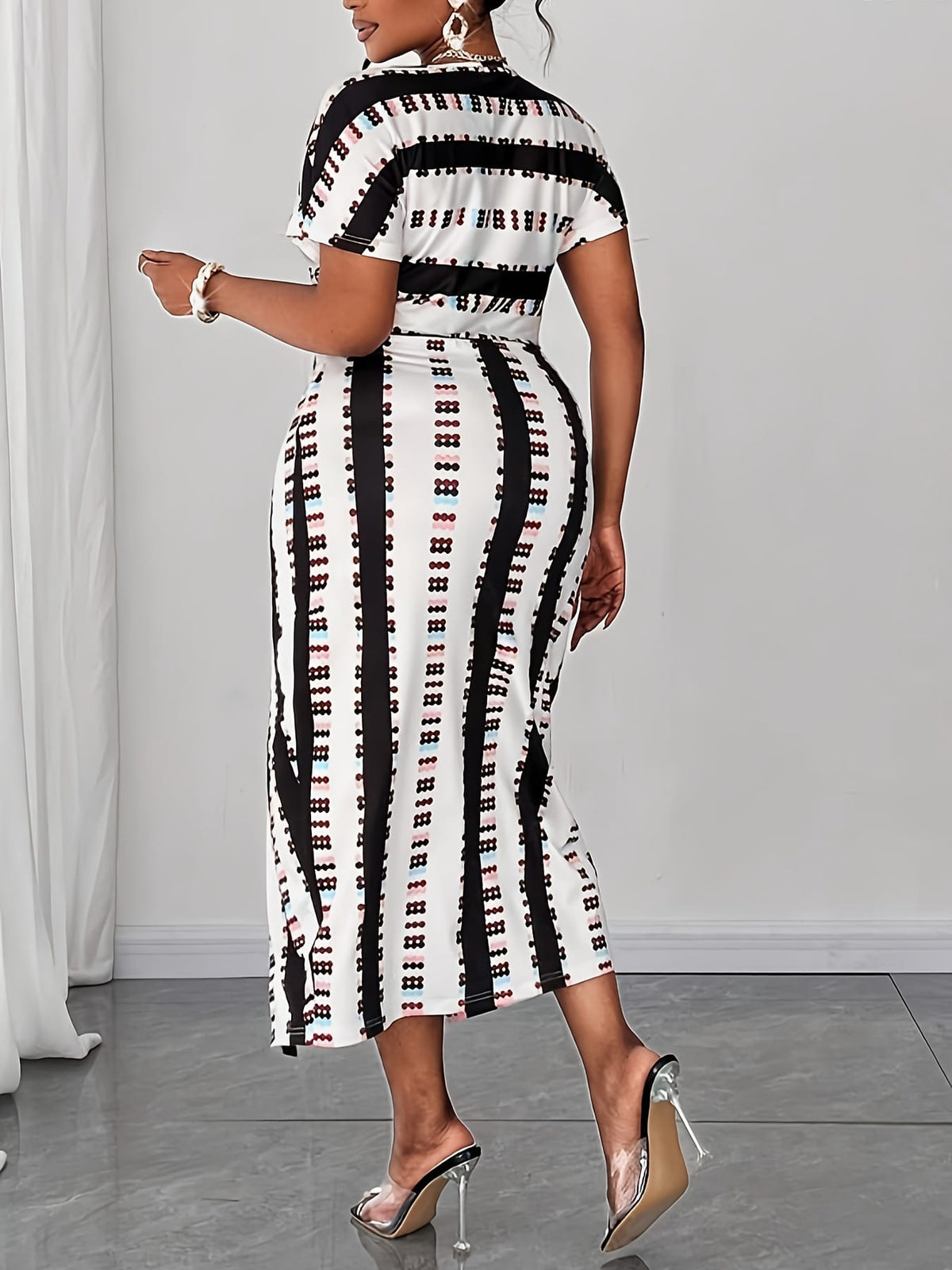 jkthpu-45 Plus Size Women'S Elegant Print Midi Dress with High-Waist and Scoop Neck - Black/White/Red Geometric Pattern, Sleeveless, Non-Stretch Fabric for Summe