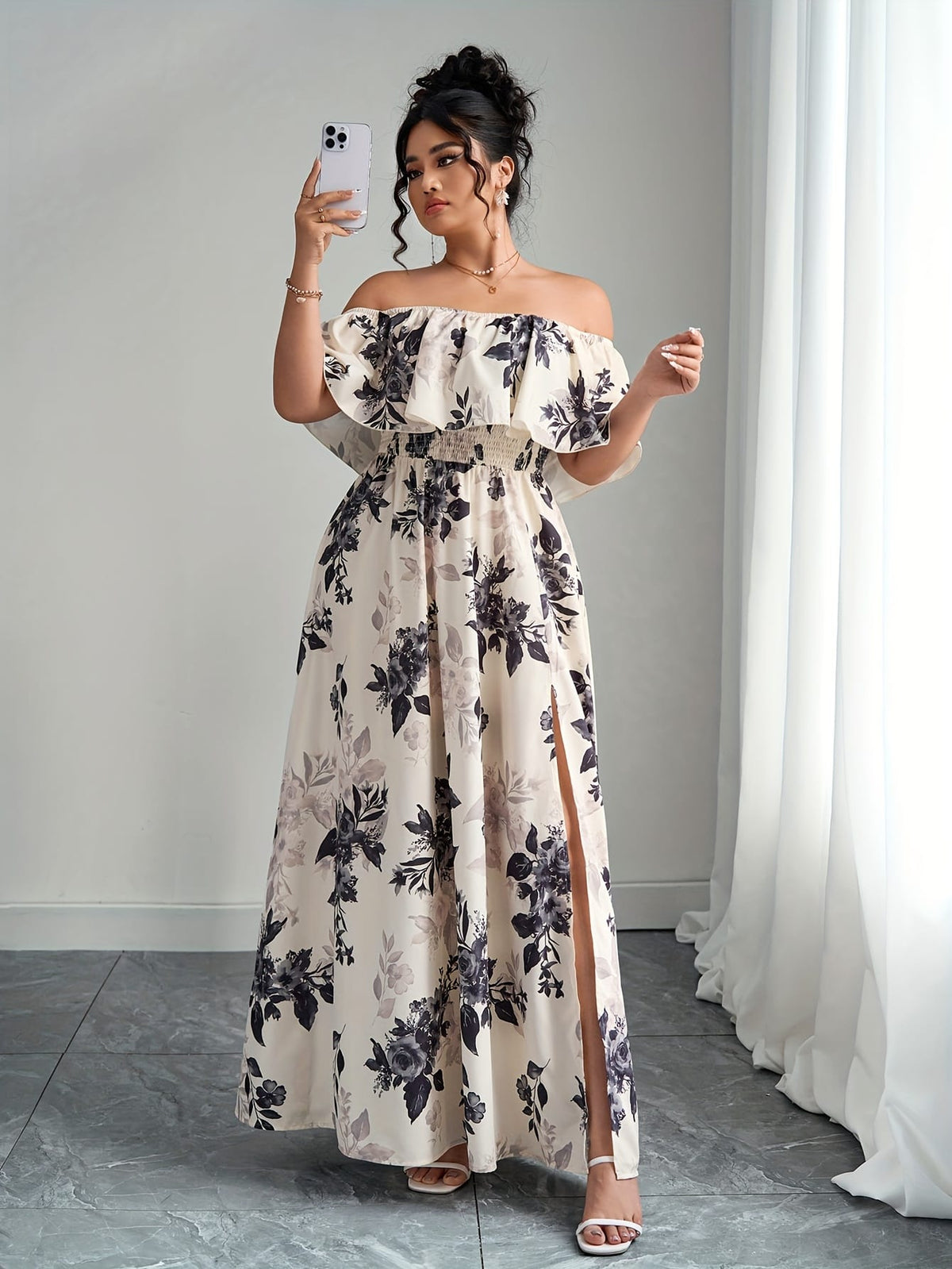 jkthpu-45 Plus Size, Women's Floral maxi dress - Elegant flowy party & Formal Event Gown, Beige and Black Floral Print, Machine Washable Non-Stretch Fabric for Wedding, Gala, Everyday Outfits - Plus Size Friendly, Spring Fashion, Fitted Silhouette, Easy Care Materi
