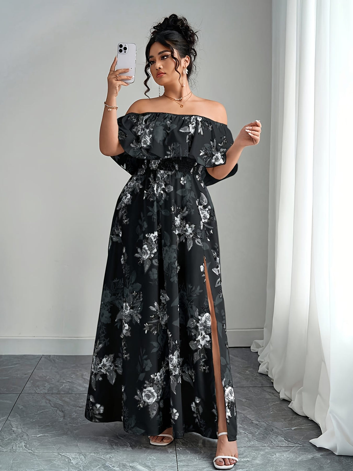 jkthpu-45 Plus Size, Women's Floral maxi dress - Elegant flowy party & Formal Event Gown, Beige and Black Floral Print, Machine Washable Non-Stretch Fabric for Wedding, Gala, Everyday Outfits - Plus Size Friendly, Spring Fashion, Fitted Silhouette, Easy Care Materi