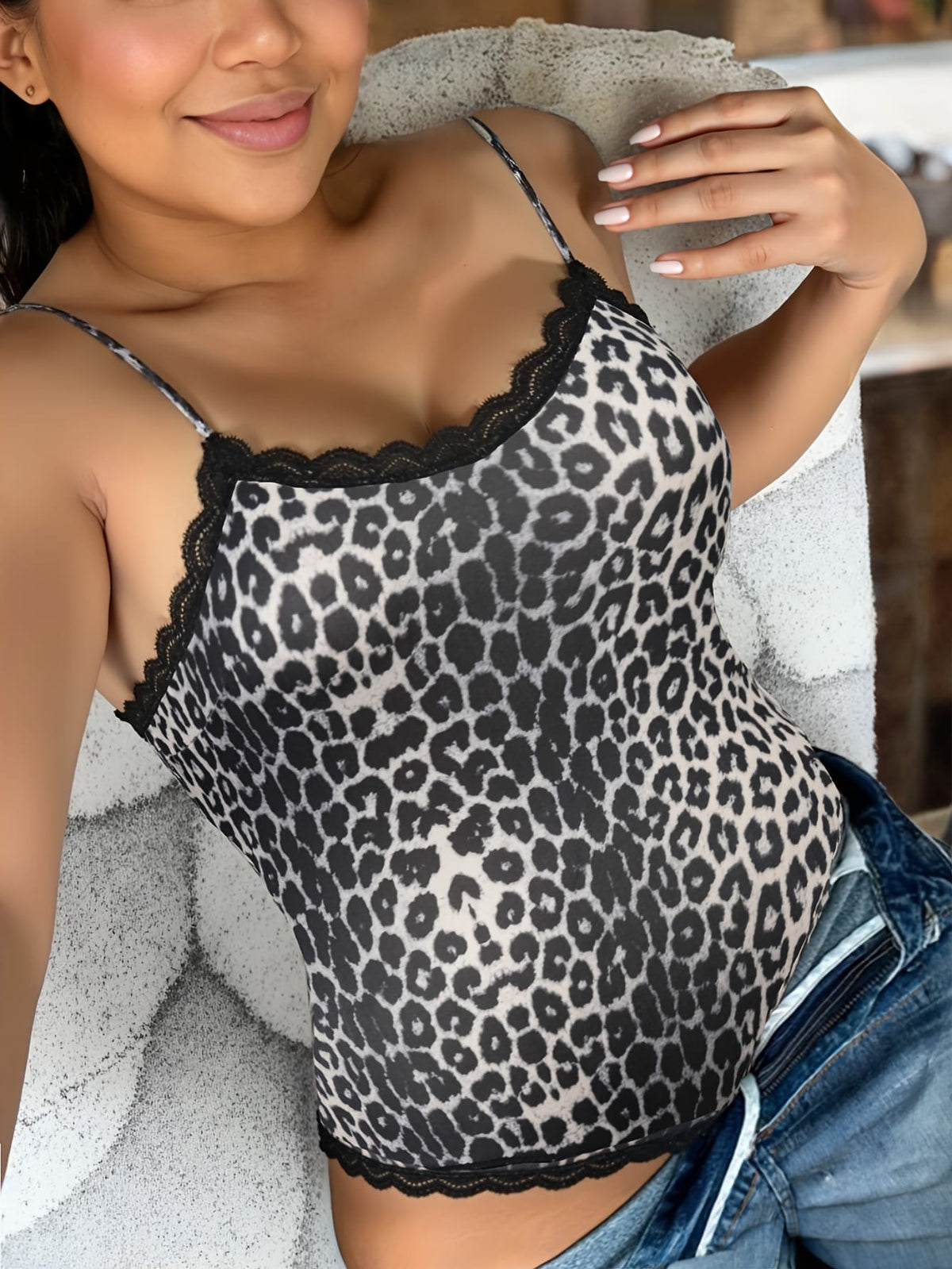jkthpu-45 Plus Size Women's Leopard Print Lace Bodysuit, Body