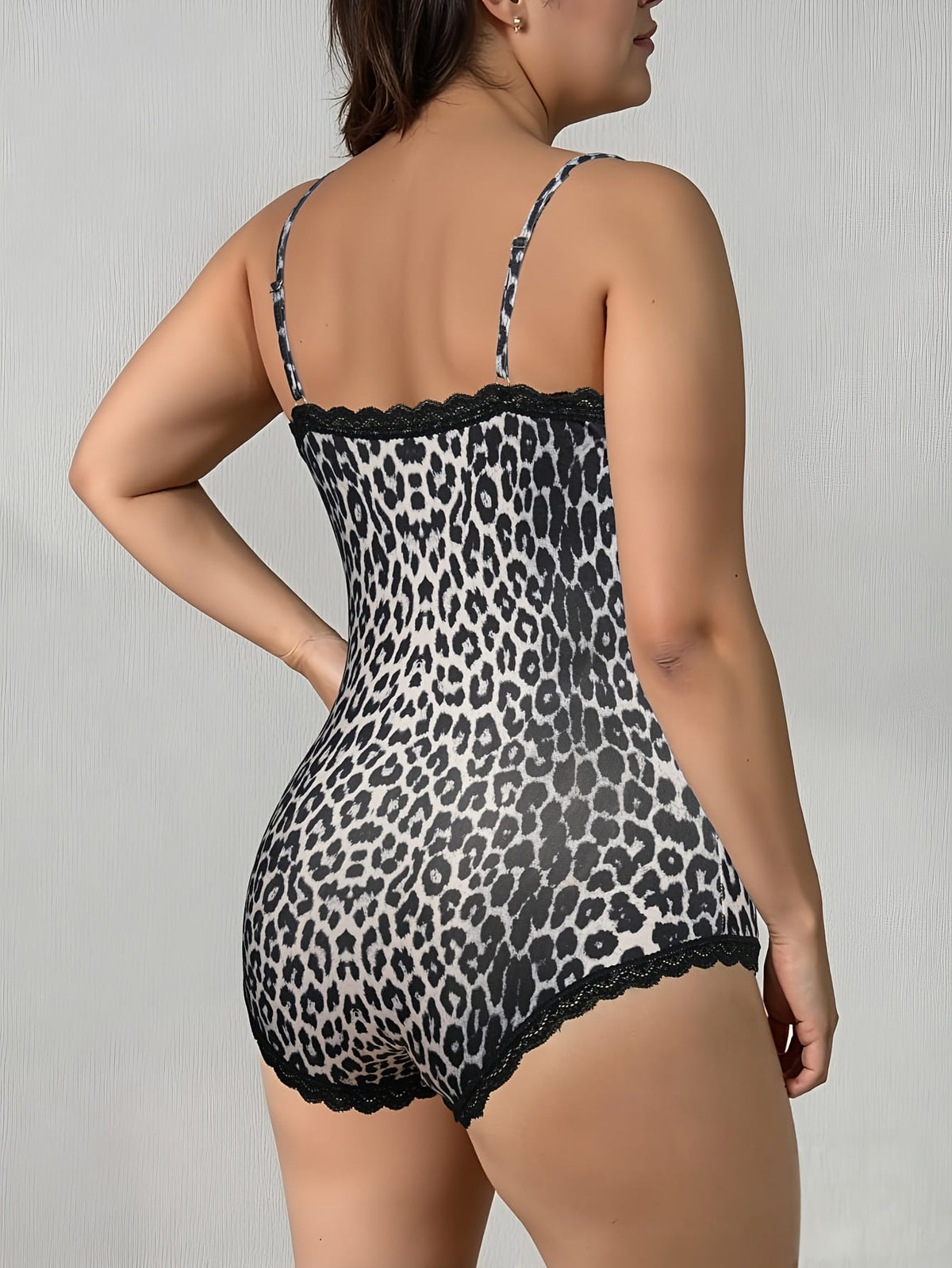 jkthpu-45 Plus Size Women's Leopard Print Lace Bodysuit, Body