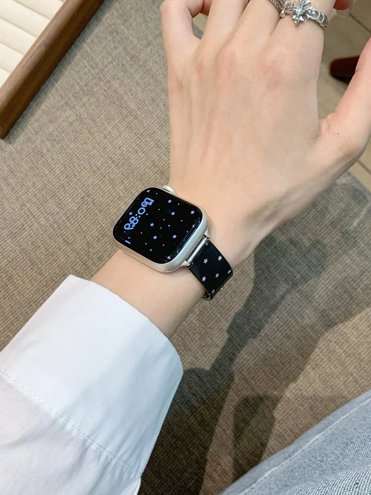 KissICON Popular glossy silicone strap For Apple Watch band women Strap Series 11/10/9/8/7/6/5/4 40mm 41mm 42mm 44mm 45mm 46mm