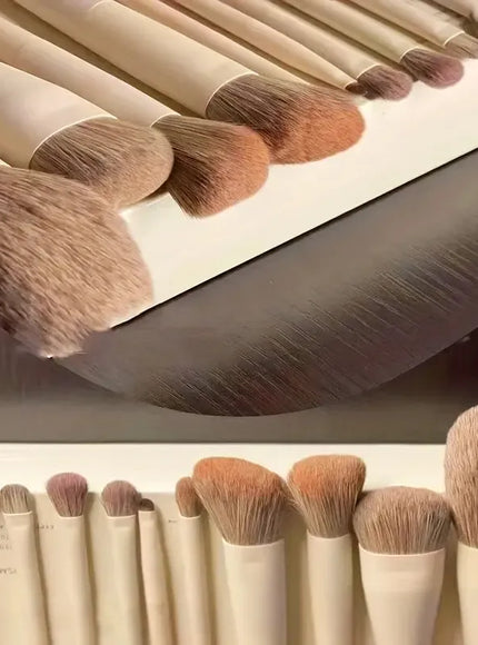 KissICON Premium 10 Piece Makeup Brush Set Nylon Bristles