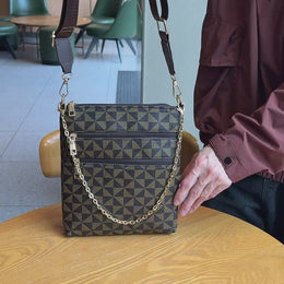 1pc Vintage Style Crossbody Bag Small Square Synthetic Shoulder Bag with Multiple Pockets Cambridge Messenger Bag Zipper Closure Polyester Lining Deep Brown Crossbody Purse Everyday Handbag Classic Checkered Pattern Goldtone Hardware