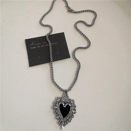 KissICON Punk Rock Black Heart Cross Pendant Chain Necklace For Men Women Cool Hip Hop Street Vintage 90s Y2K Grunge Goth Accessories