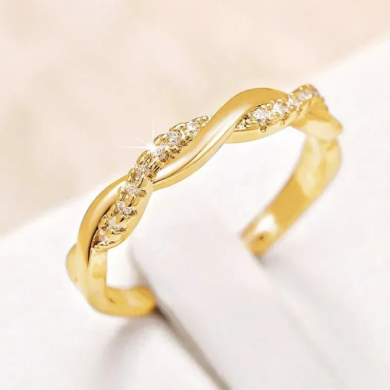 KissICON Q228 / 11 Huitan Wedding Band Eternity Rings Women Brilliant Round Zirconia Luxury Engagement Rings Thin Elegant Female Jewelry Drop Ship