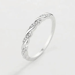 KissICON Q720 / 11 Huitan Wedding Band Eternity Rings Women Brilliant Round Zirconia Luxury Engagement Rings Thin Elegant Female Jewelry Drop Ship