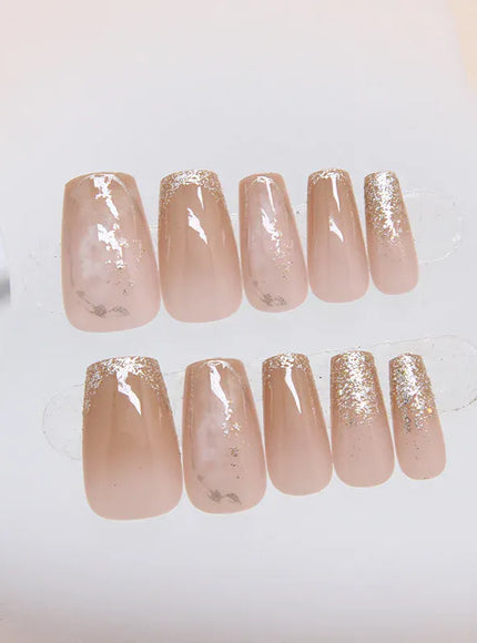 KissICON QH-R862 💋 24 Short Coffin Shaped False Nails -