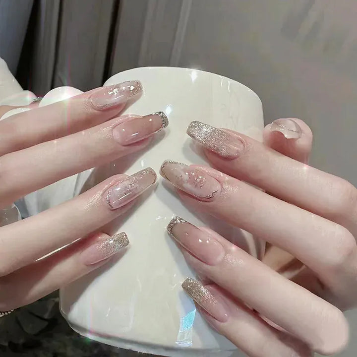💋 24 Short Coffin Shaped False Nails -