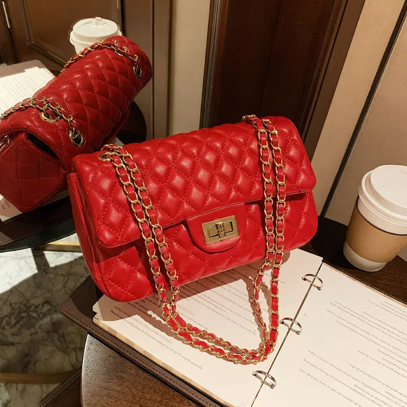 KissICON Red Fall Trend Women's Texture Rhombic Chain Slung