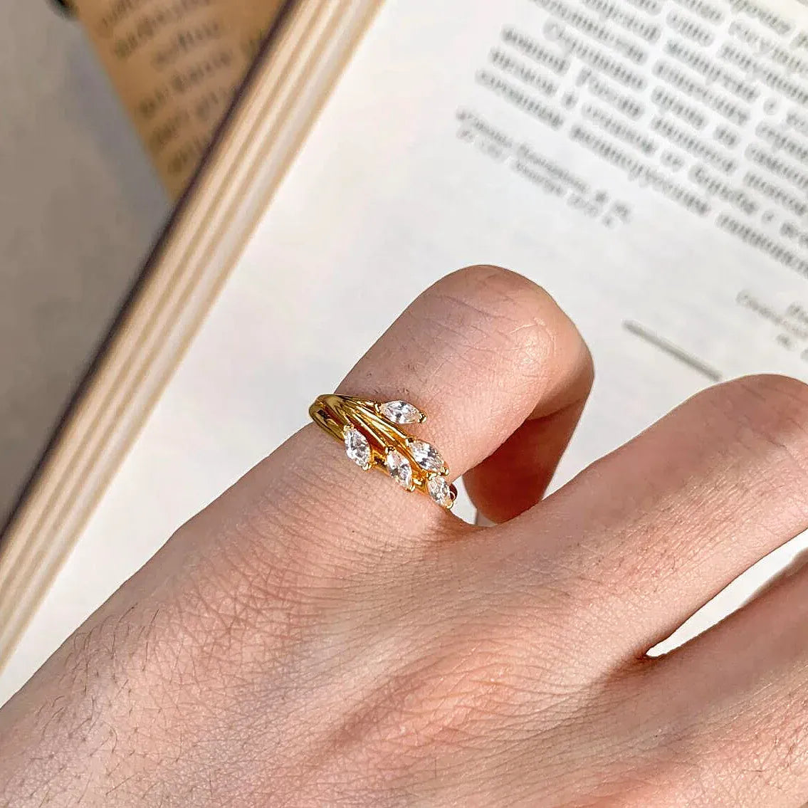 KissICON resizable New Elegant Wheat Ear Diamond Pinky Ring For Women Luxury  Dainty Finger Jewelry Trendy Minimalist Stackable Band High-End Gift
