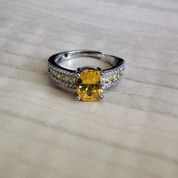 KissICON resizable / Yellow Kissicon Elegant Blue Zircon Ring – Fashionable