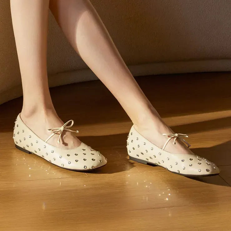 KissICON Retro Flat Shoes for Women Spring and Autumn