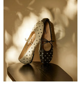 KissICON Retro Flat Shoes for Women Spring and Autumn