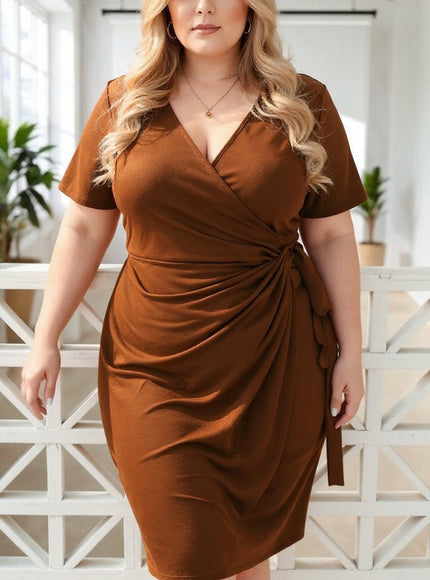 Plus Size Women's Short-Sleeve Summer Midi Dress – Casual & Elegant