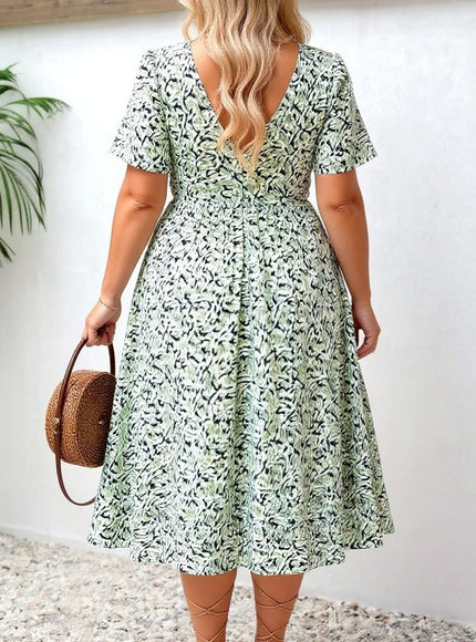 Plus Size Bridgerton-Inspired V-Neck Summer Dress – Short Sleeve Boho Holiday Style