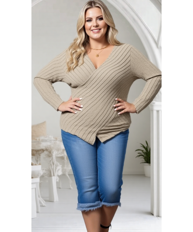 Chic Plus Size Tops for Effortless Style