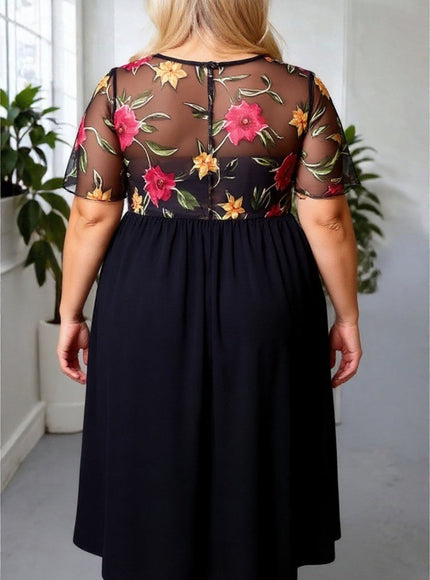 Plus Size Floral Embroidery Mesh Patchwork Dress – Cinched Waist Romantic Elegance