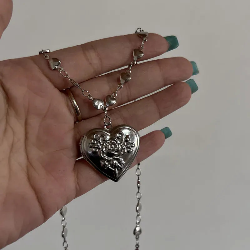 KissICON Romantic Heart Locket Pendant Openable Female Silver Color Stainless Steel Photo Frame Charm Necklace for Women Men Jewelry Gift
