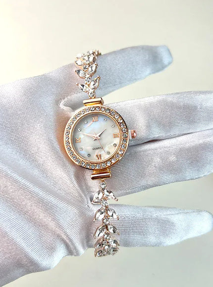 KissICON Rose KissIcon UTHAI Womens Watch Mermaid Chain - Light