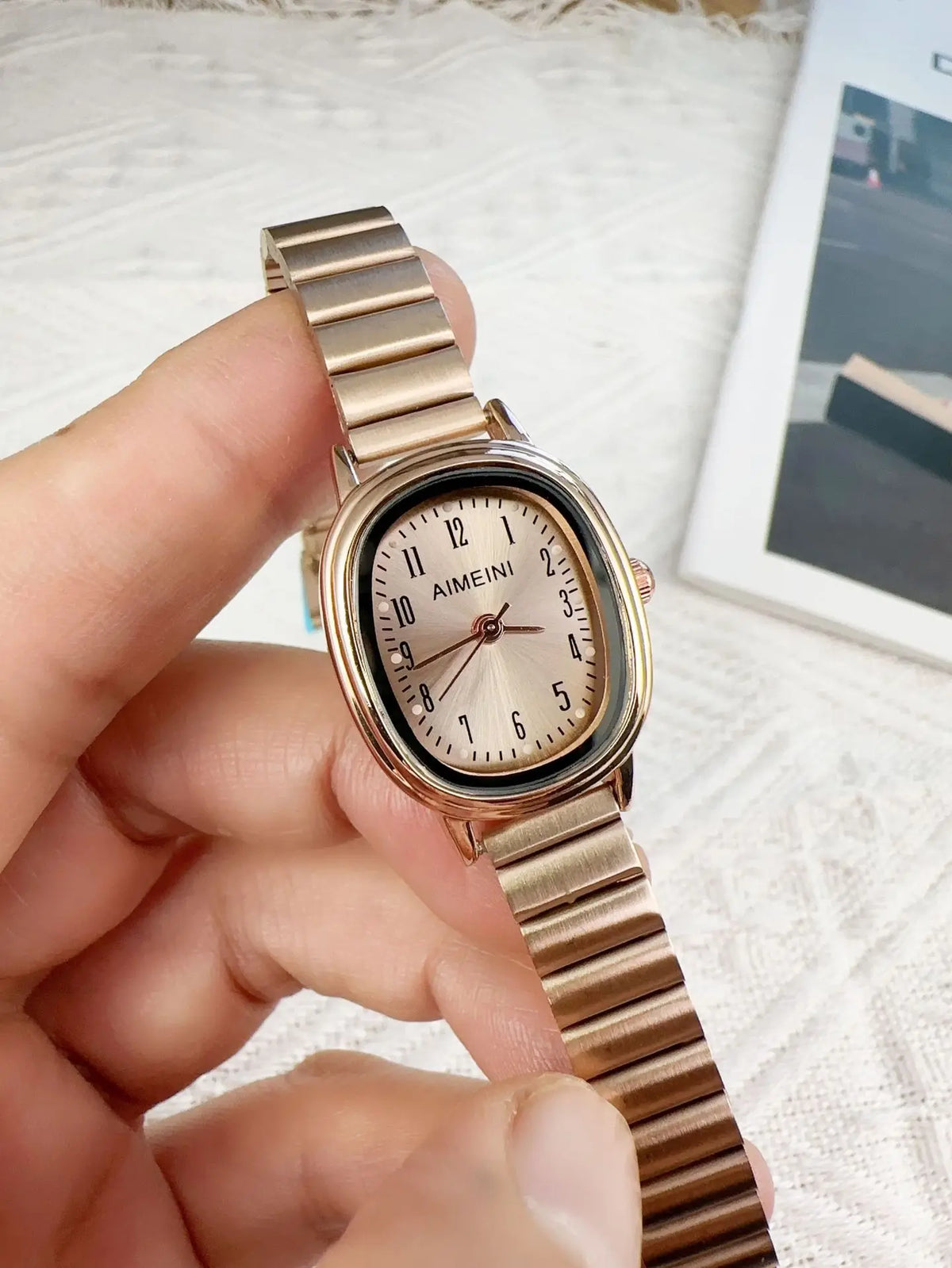 KissICON rose KissIcon Women Oval Gold Minimalist Watch - Steel