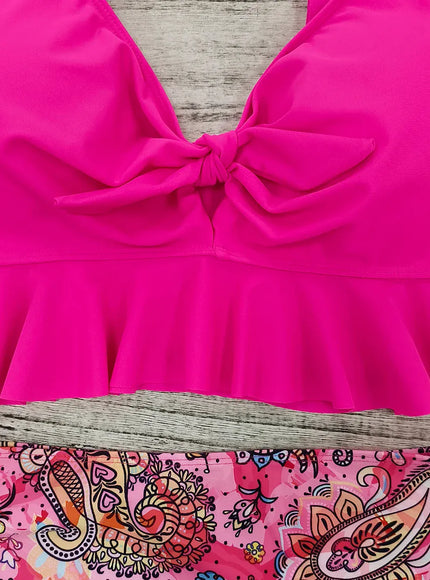 KissICON Seaural Curve V-Neck Ruffled Waist Bikini –
