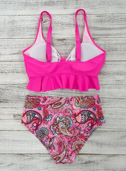 KissICON Seaural Curve V-Neck Ruffled Waist Bikini –