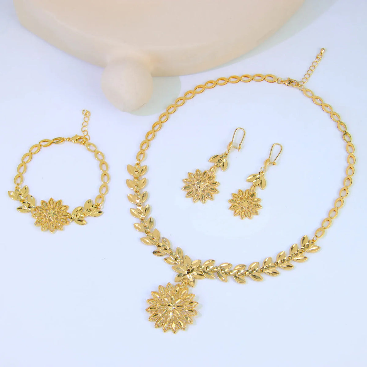 KissICON Set B Luxury Dubai Wedding Jewelry Set 21k Gold Plated Arab Bridal Gold Necklace Bracelet Earrings Brazilian Women Vintage Jewelrys
