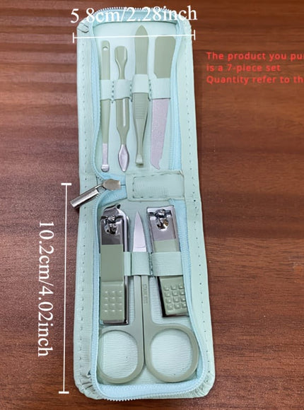 KissICON Set de manucure 7 pièces KissIcon Nail Kit With Travel Case - Travel
