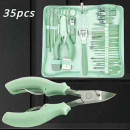 KissICON Set de manucure 7 pièces KissIcon Nail Kit With Travel Case - Travel