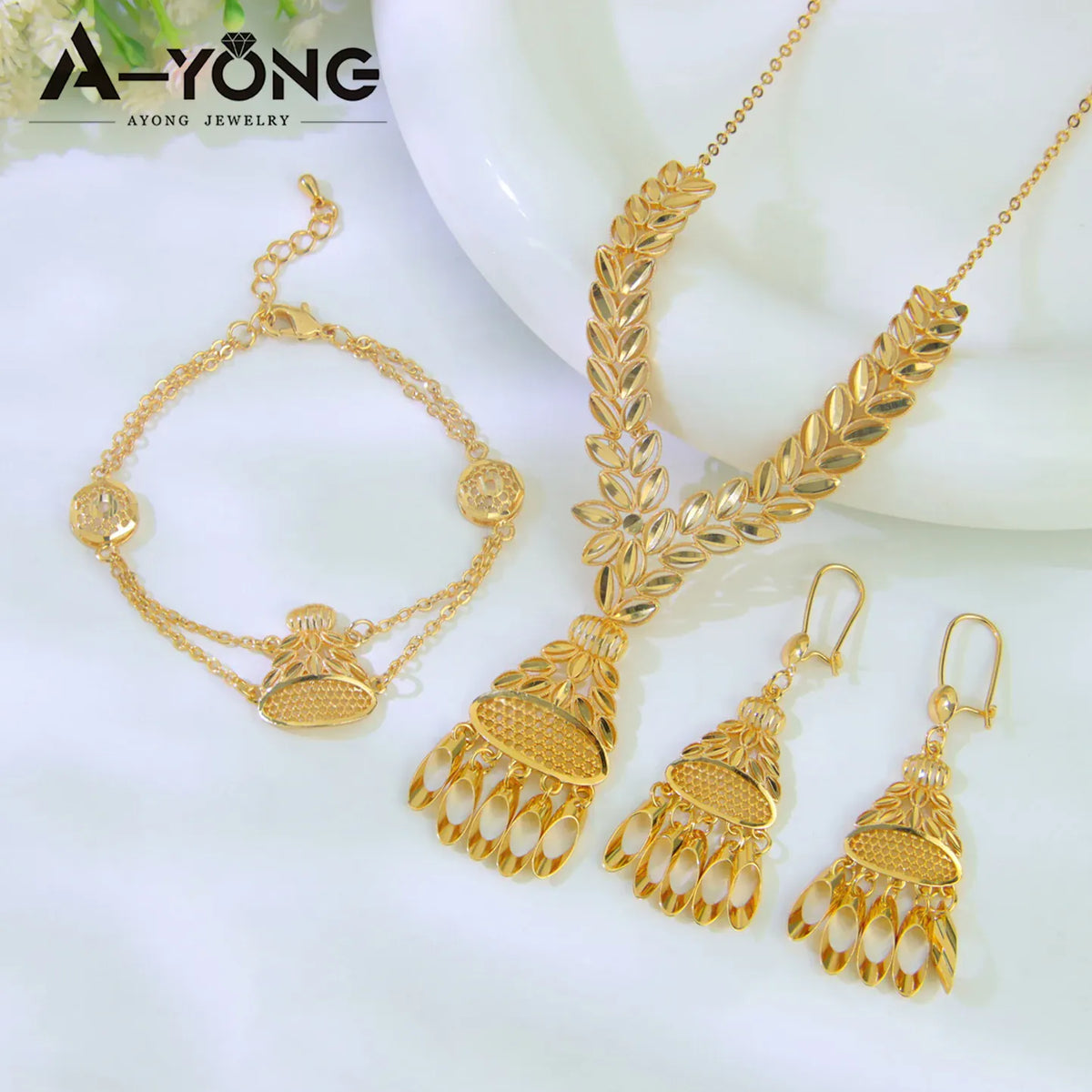 KissICON Set M Luxury Dubai Wedding Jewelry Set 21k Gold Plated Arab Bridal Gold Necklace Bracelet Earrings Brazilian Women Vintage Jewelrys