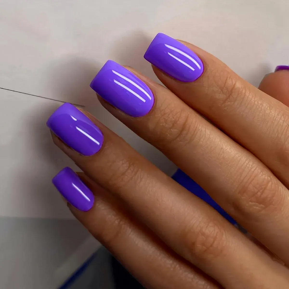 KissICON Short Square Press On Nails 24Pcs Set French