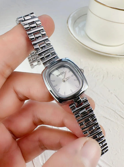 KissICON silver KissIcon New Women Watch Light Luxury Retro Style