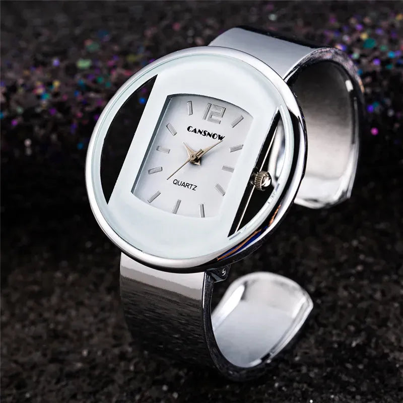 KissICON Silver white KissIcon UTHAI W26 Womens Watch Stainless Steel Band