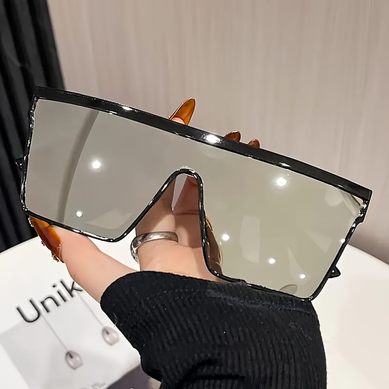 jkthpu-45 Silvery Bold Oversized Mirror Sunglasses Reflect Your Style