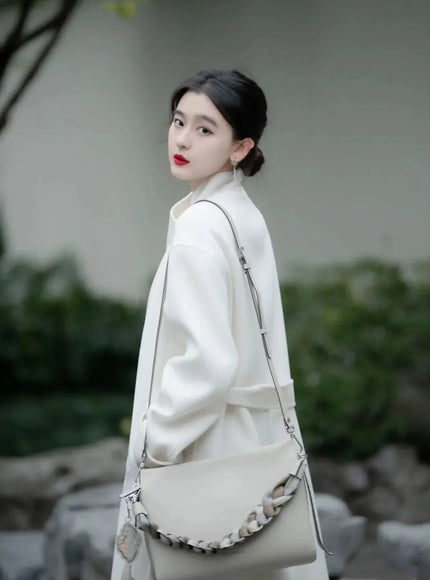 KissICON Small Handbag – Elegant Shoulder Woven